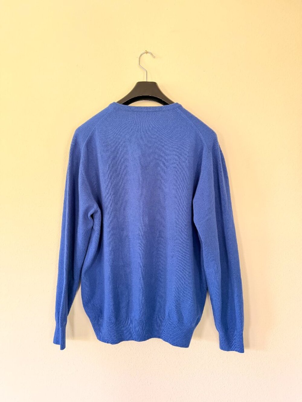 Loro Piana Cerulean Blue V Neck Sweater | Made in Italy | IT 52 | Luxury Knit - Picture 6 of 6